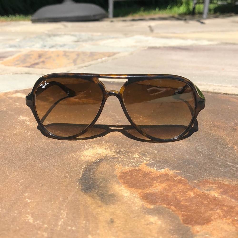 Ray Ban Aviator Cats Classic Sunglasses. New!